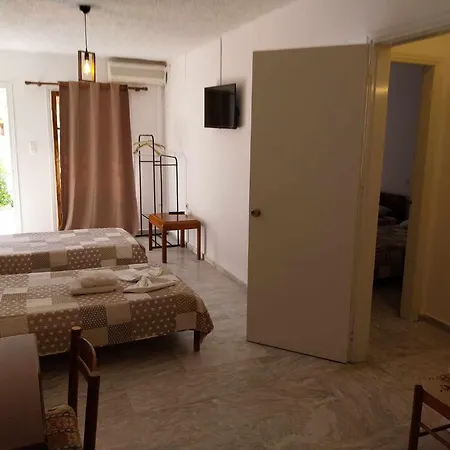 מלון דירות Katerina